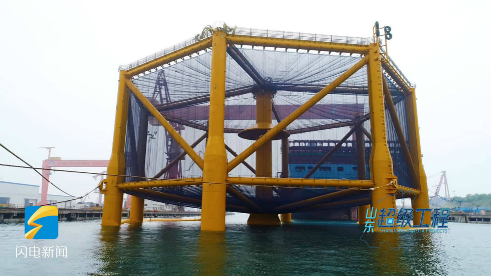 这就是山东丨开创养殖三文鱼先河 “深蓝一号”助力中国海洋渔业走向深蓝