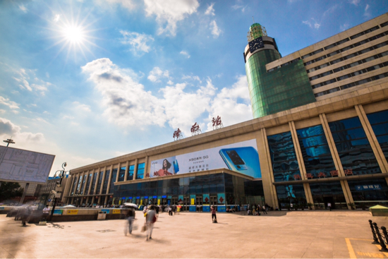 济南站迎10年来最大规模调图，智能型复兴号动车组首次亮相济南西站