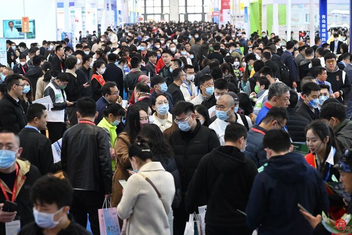 1800家企业参展 第48届中国国际“医博会”开幕