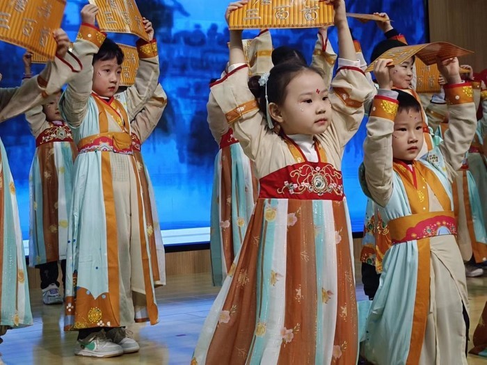 槐荫区清逸幼儿园举办第二届新年音乐节