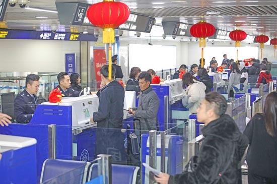 春节出行必看！青岛机场出入境边防检查站发布2020年春节期间出入境通关“两公布一提示”