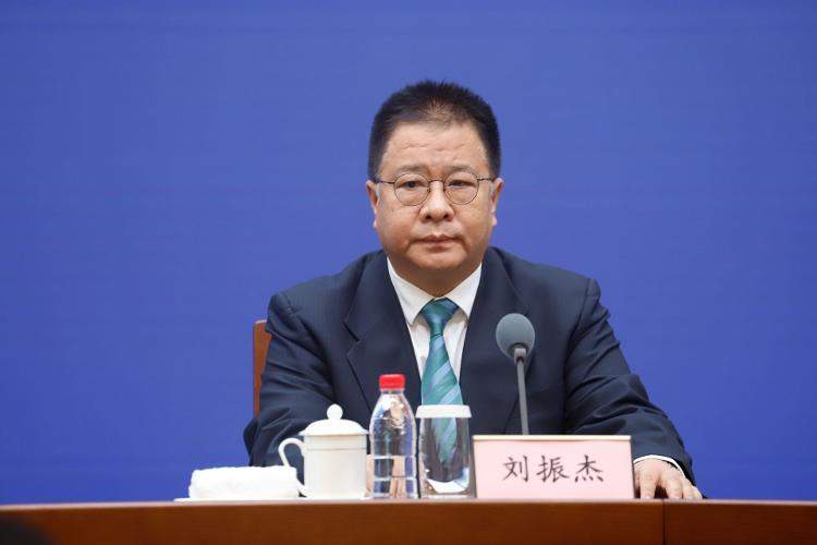 山东行政村村均收入67.4万元