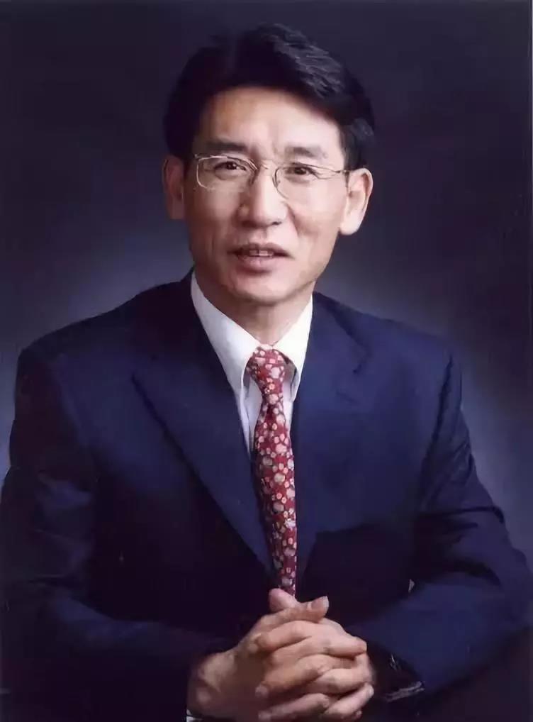 山大密码学家王小云成未来科学大奖首位女性得主