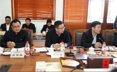 力诺集团董事长_力诺光伏集团标志