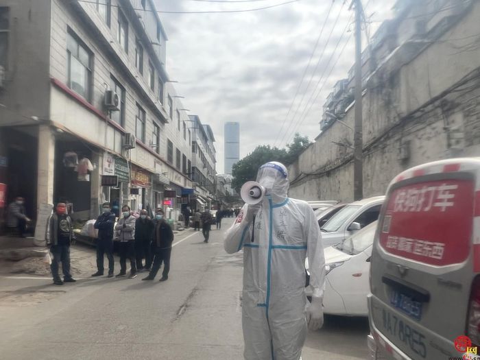 “白一天shi加油！”济南防疫一线收到这份最“暖心”礼物