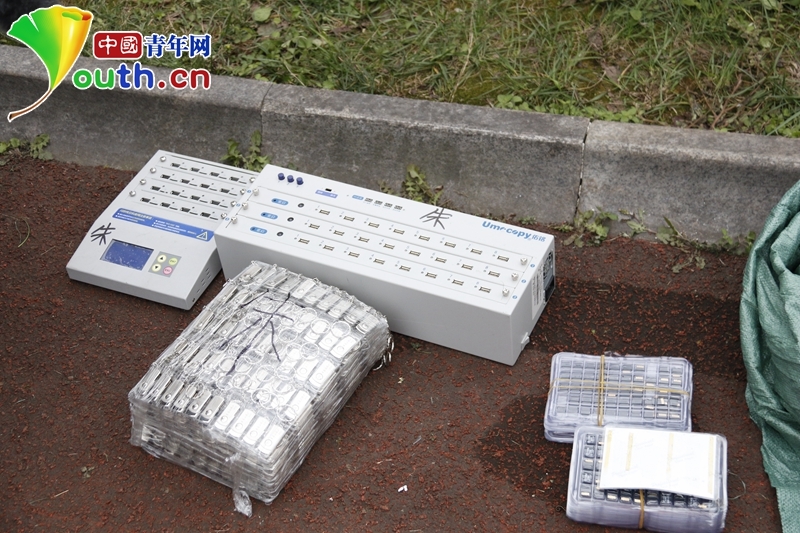 聚焦3·15：盗版影视光盘、U盘、SD卡上百万张，这起侵犯著作权案破了！