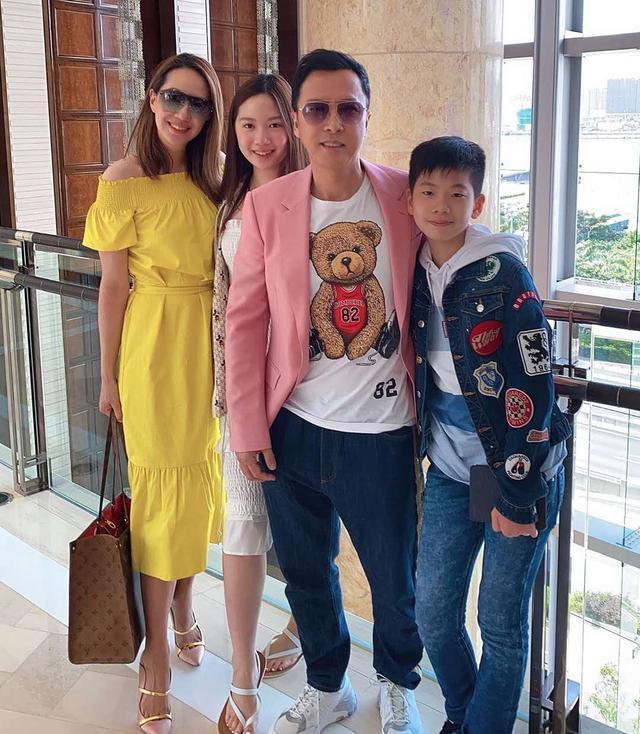 甄子丹|甄子丹上亿豪宅让关之琳连赞“好漂亮”，内设健身房音乐厅