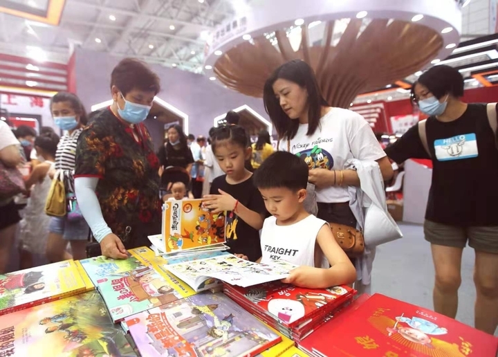 参展商高度评价第30届书博会，济南人的读书热情让人感动