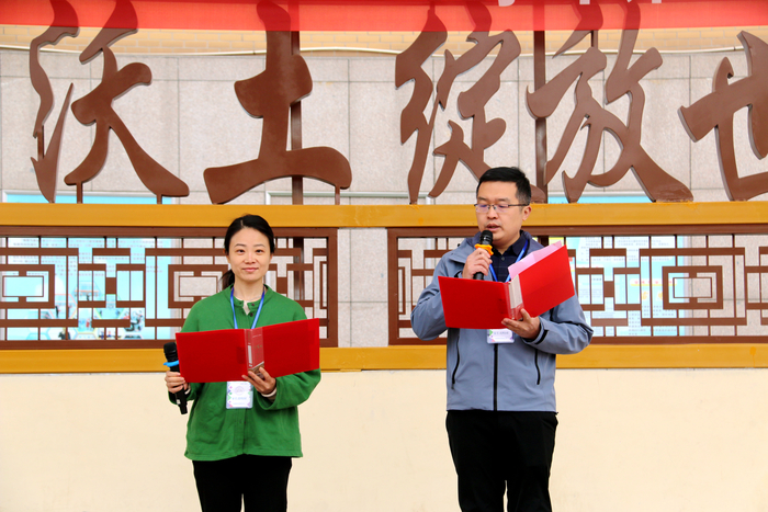 高新区雅居园小学学生让家长们看到了眼中的光