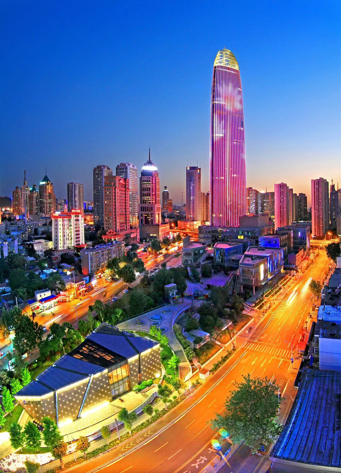 “万亿城市”百舸争流 1.2万亿的济南奋楫争先