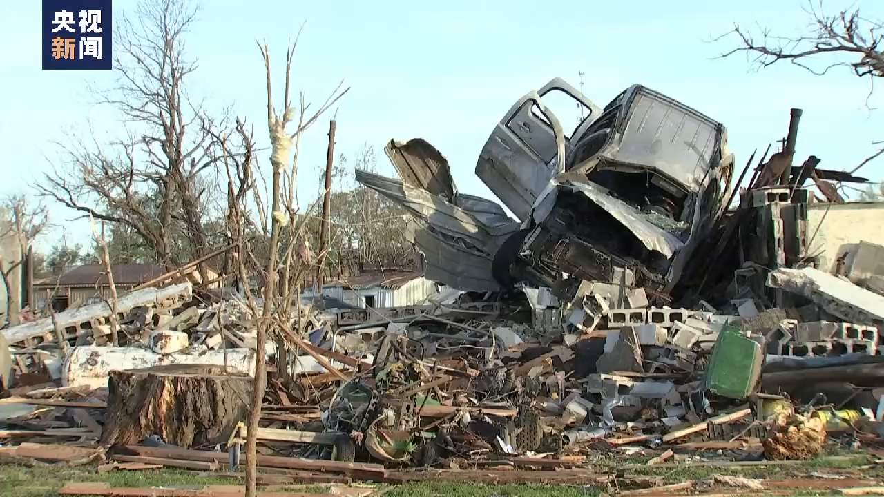 龙卷风袭击美国南部多地 灾民死里逃生 重建之路漫长