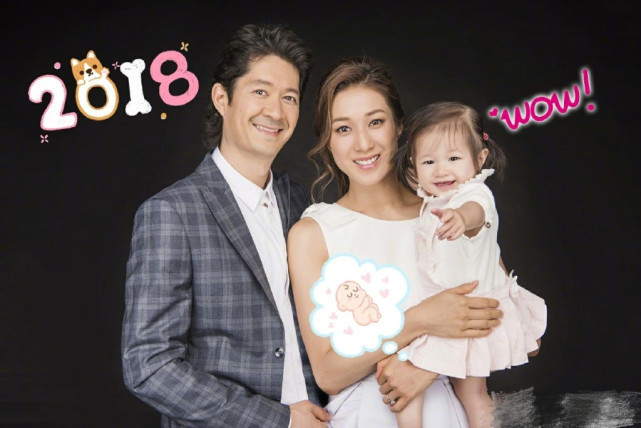 身材|钟嘉欣穿泳装秀身材，细腰长腿一点不像俩娃妈