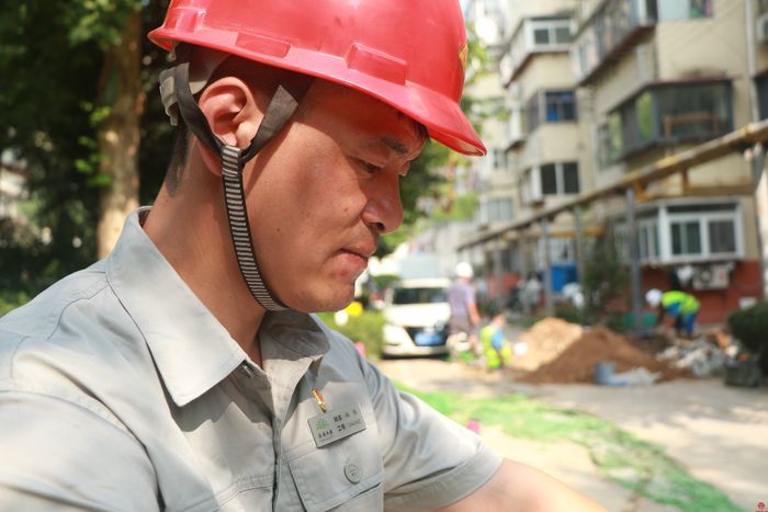 杨恒：不畏“烤”验 全力守护城市供水“生命线”