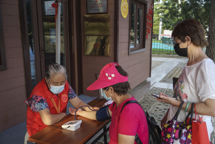 18载奉献2.6万个服务工时 济南“爱心奶奶”李爱萍荣登“中国好人榜”