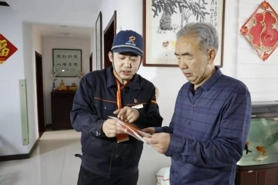 温心服务送达居民身边  济南热力集团走进黄金99广场