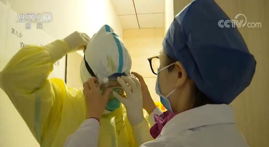 有他们在，一线医护人员们就像吃了颗“定心丸”