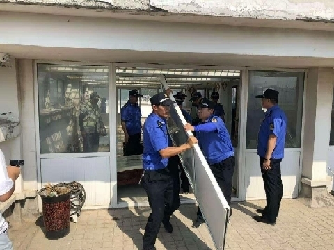 济南铁路南苑一处100余平违建被助拆  