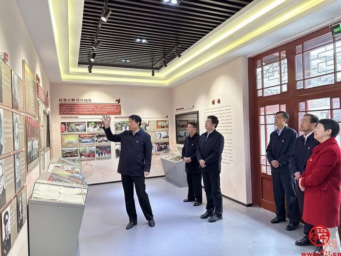 省市区党委编办联合开展“担当实干开新局 三级联动谋实招”主题党日活动