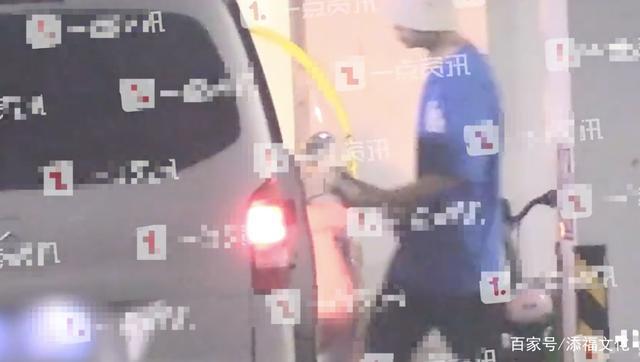 杨幂魏大勋疑似同居|又添新瓜！杨幂魏大勋疑似同居现身横店同一小区 两人穿情侣款上班太甜了