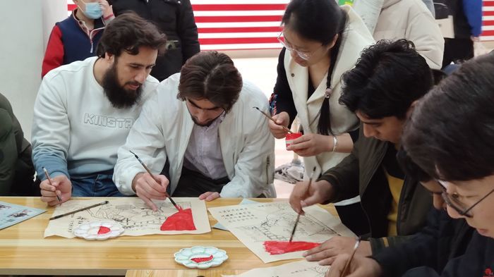 济南市文化旅游局推出“春季旅游指南”③体验文化味儿：文物拼宝 戏曲周末