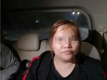 渣！一边说爱她，一边还有另一个家