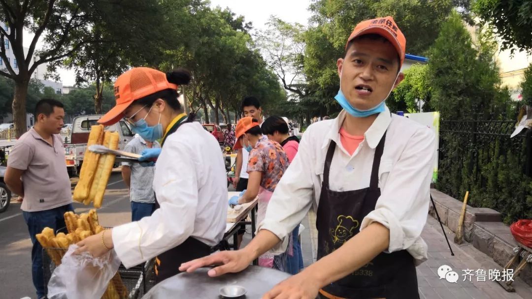 大学白读了?卖油条年入30万 济南