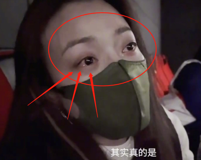 笑喷：一个喊妈，一个喊姐！容祖儿是张小斐的女儿粉，这是啥情况？