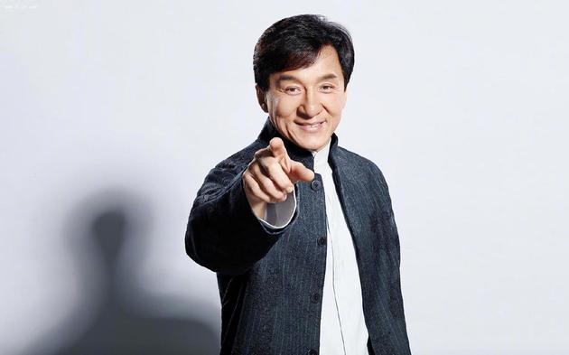 成龙发文亲自打假 提醒网友勿信冒牌“成家班”