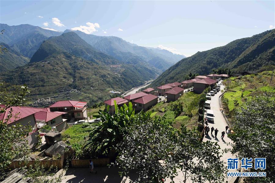 云南福贡：干布村傈僳族群众的新生活