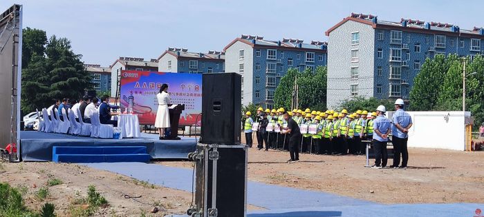 章丘区应急局参加城市燃气事故应急救援演练