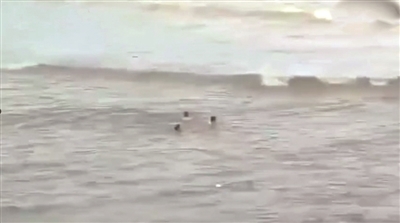 三男子被钱塘江潮水冲走 两人幸运获救一人溺亡