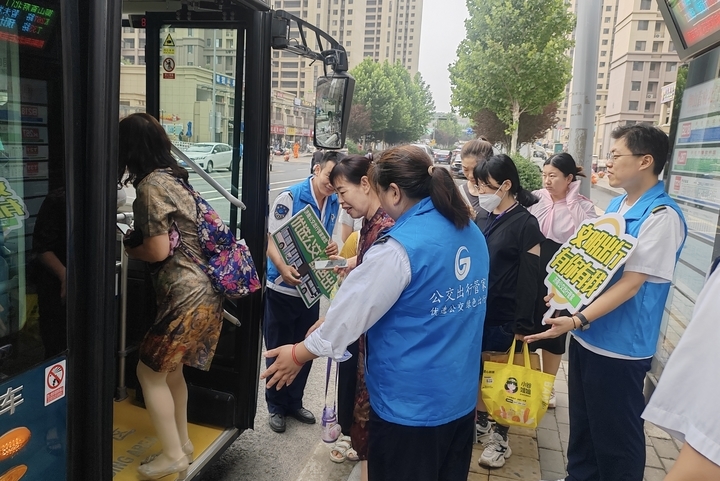 济南公交K279路线开通，沿线居民家门口的幸福感攀升