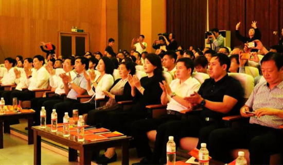 【晒晒美好山东】泗水“中国梦·泗河情”庆祝新中国成立70周年文艺演出上演