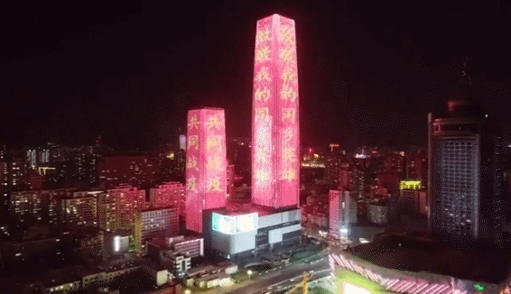 今晚，她们是夜空中最亮的“星”！