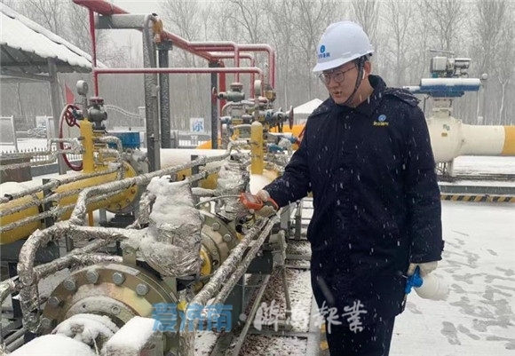 雪情就是命令丨守护安全，济南各级各部门奋斗在现场