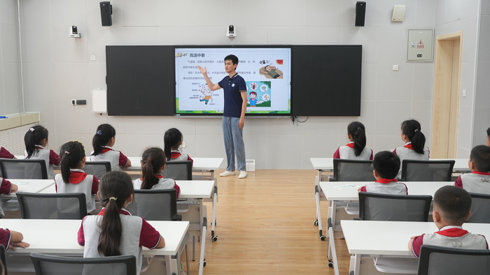 讲好开学第一课，健康教育进校园