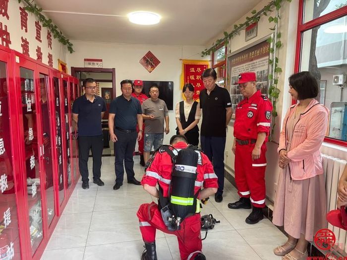 济南市应急管理局到历下区检查验收应急联防站示范站建设情况