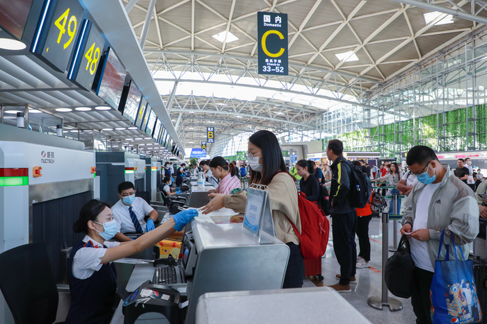 “最热暑运”：济南机场暑运运送旅客370.7万人次