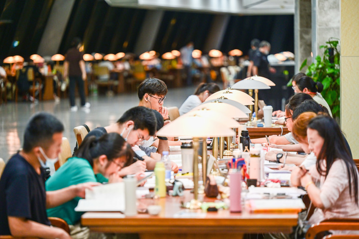 济南公共文化服务处处可达、人人可及，点亮泉城幸福生活