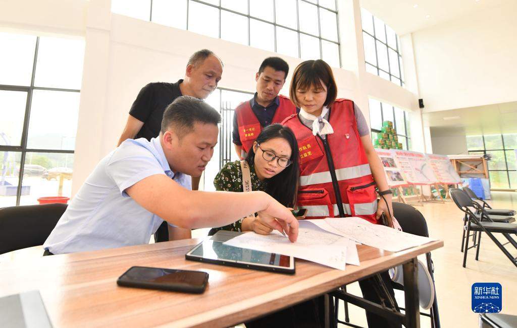 建强战斗堡垒　夯实执政之基——党的十九大以来党的基层组织建设工作综述