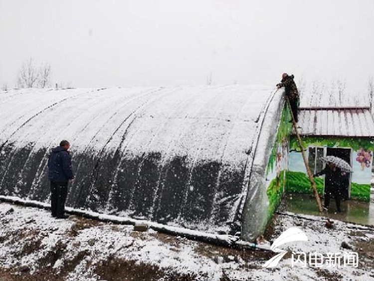 致敬风雪中的守护者！山东各地各部门迎战2020首场降雪
