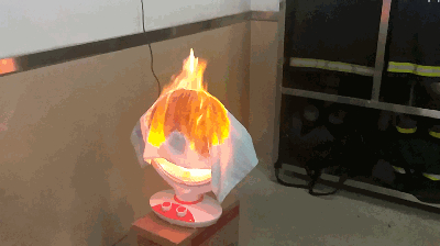 姐弟俩为何被烧伤，送进重症监护室？发生了什么事让两个孩子如此遭罪？