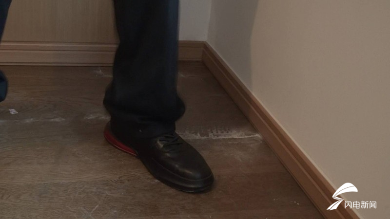 燃气报警器未安 电源线接头不规范 济南保利中心一区新房问题重重