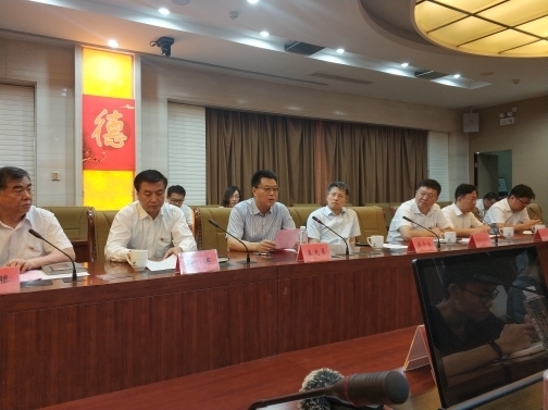 济南公交邀您银联支付5折乘车啦