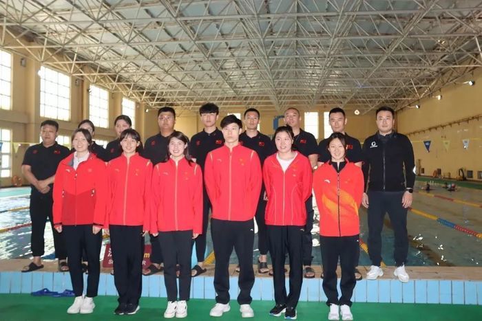  分享励志人生！国家游泳队奥运全运冠军走进济南育秀中学