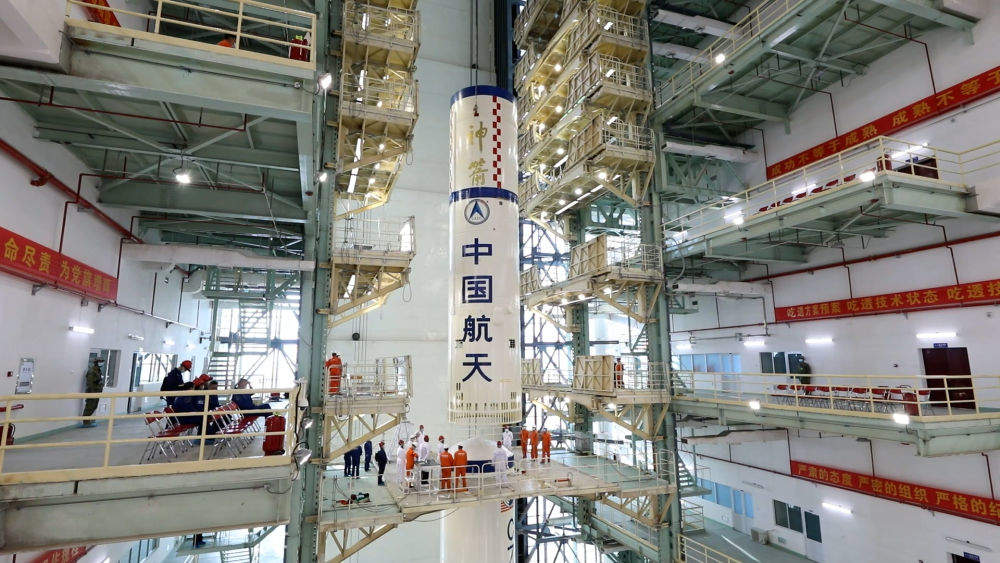 专家解读：发射场如何保障载人飞船发射