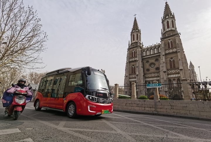 双向奔赴 两地共赢 首趟“烧烤专列”开行