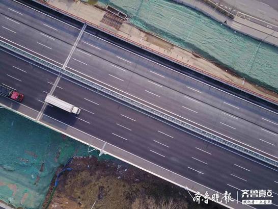 济青高速年底将全线通车，航拍济南西段建设情况