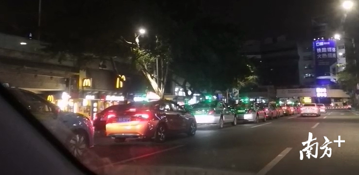 收入难抵份子钱？广州的哥的姐们如何度过行业寒冬