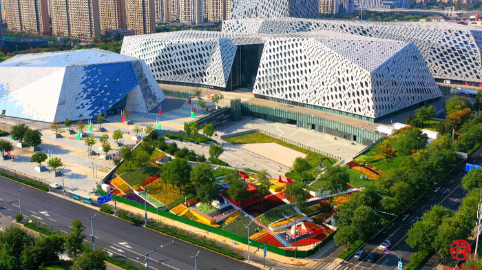 非凡十年“瞰”济南